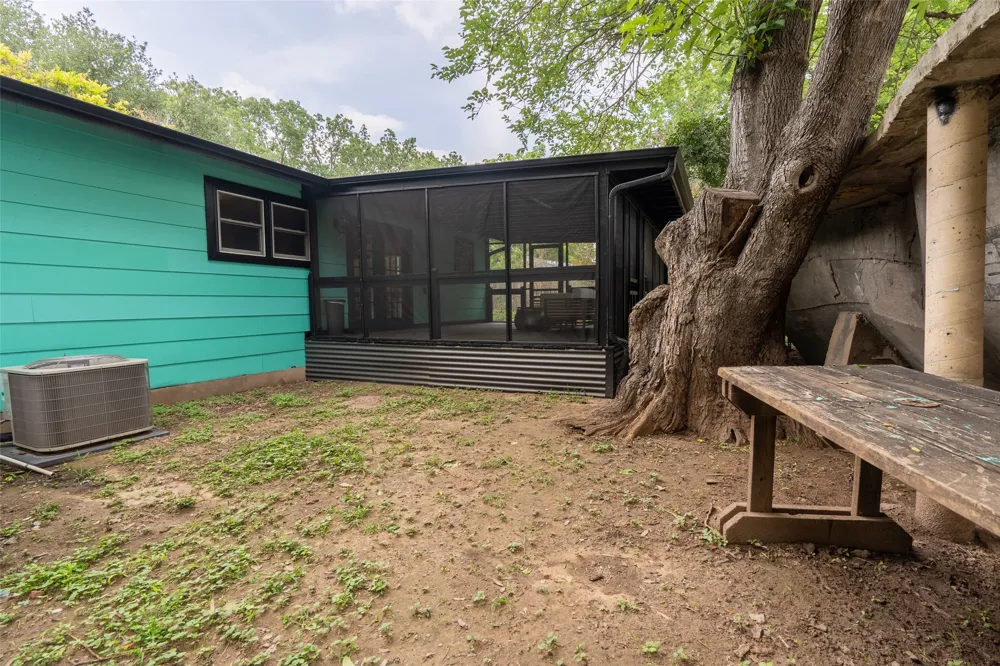 3209 River Road Cedar Creek, TX 78612