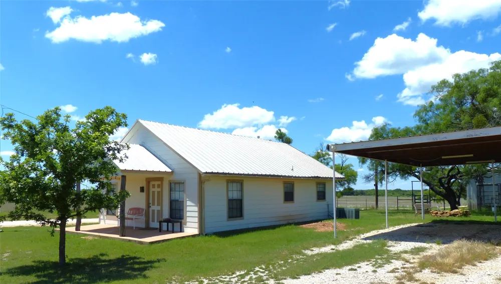 1825 FM 1028 Rochelle, TX 76872