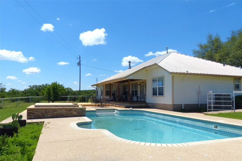 1825 FM 1028 Rochelle, TX 76872