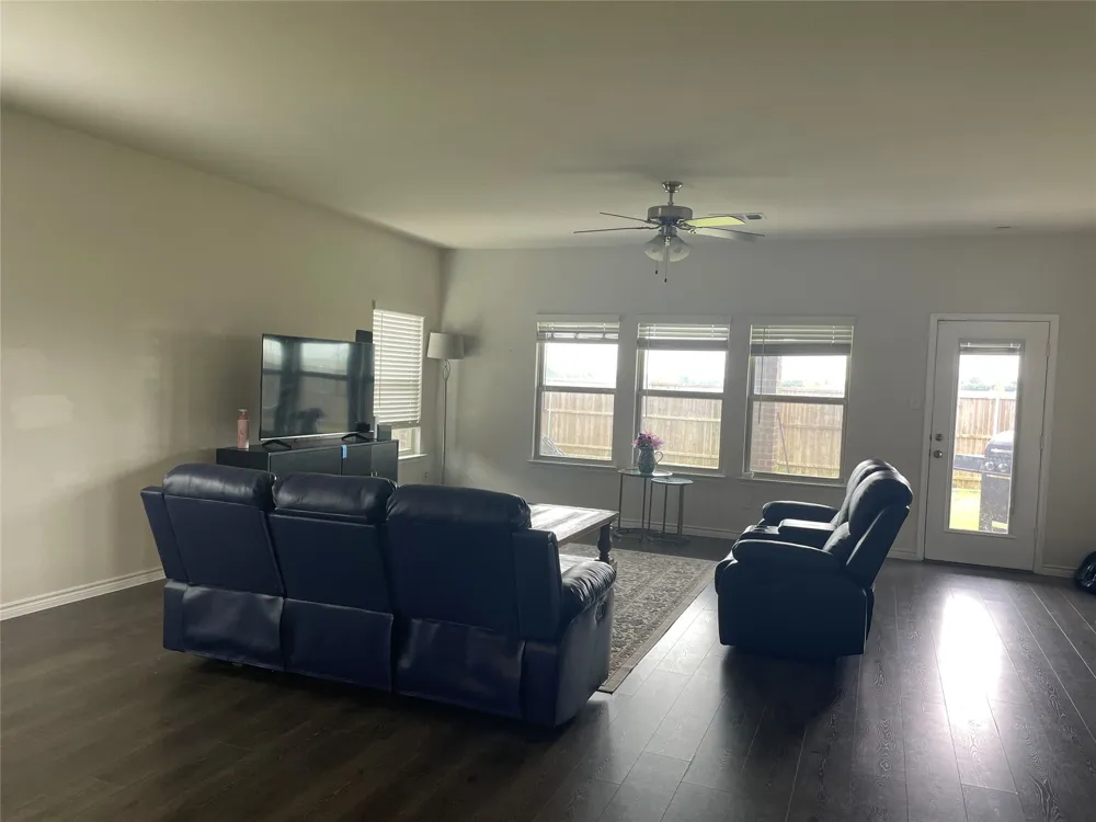 564 Declaration Way Fate, TX 75189