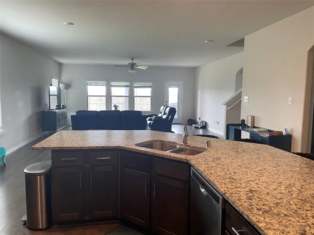 564 Declaration Way Fate, TX 75189