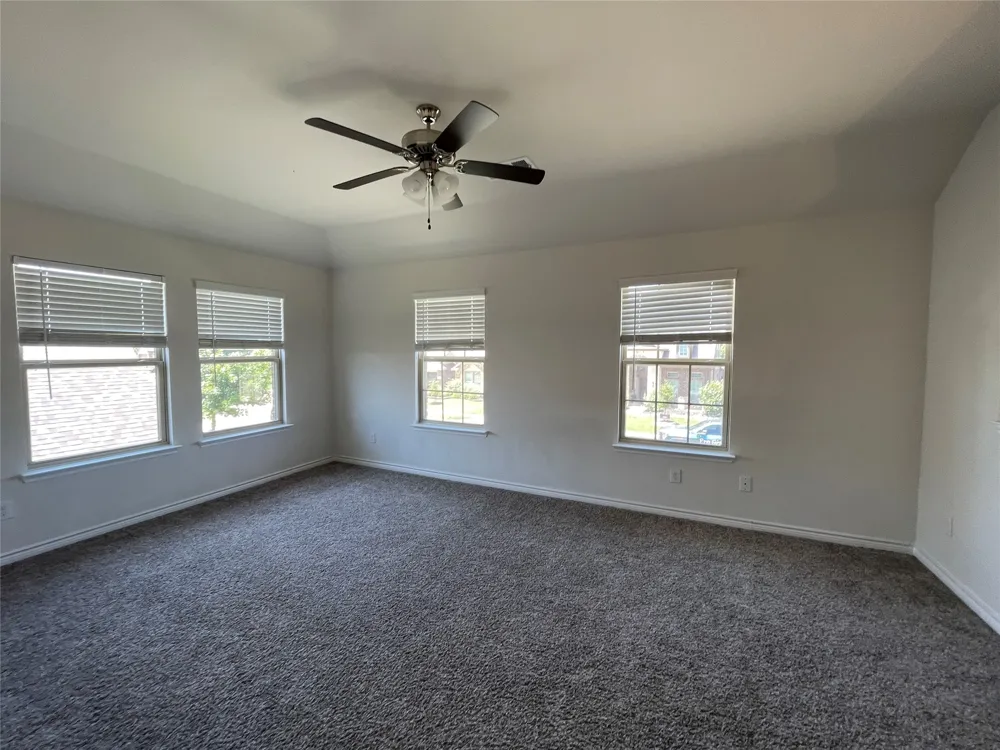 564 Declaration Way Fate, TX 75189