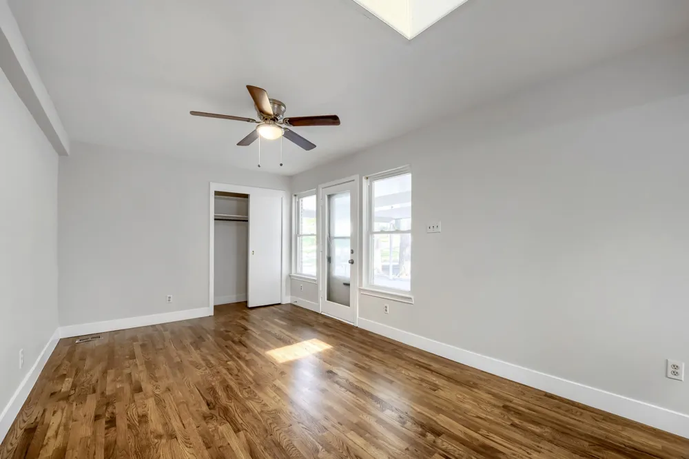 11016 Lippitt Avenue Dallas, TX 75218