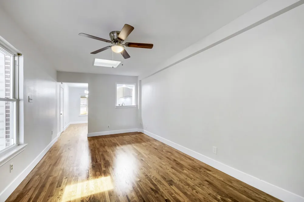 11016 Lippitt Avenue Dallas, TX 75218