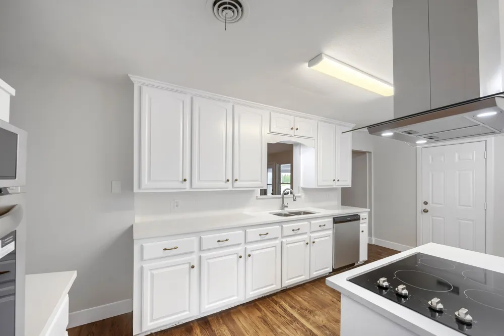 11016 Lippitt Avenue Dallas, TX 75218