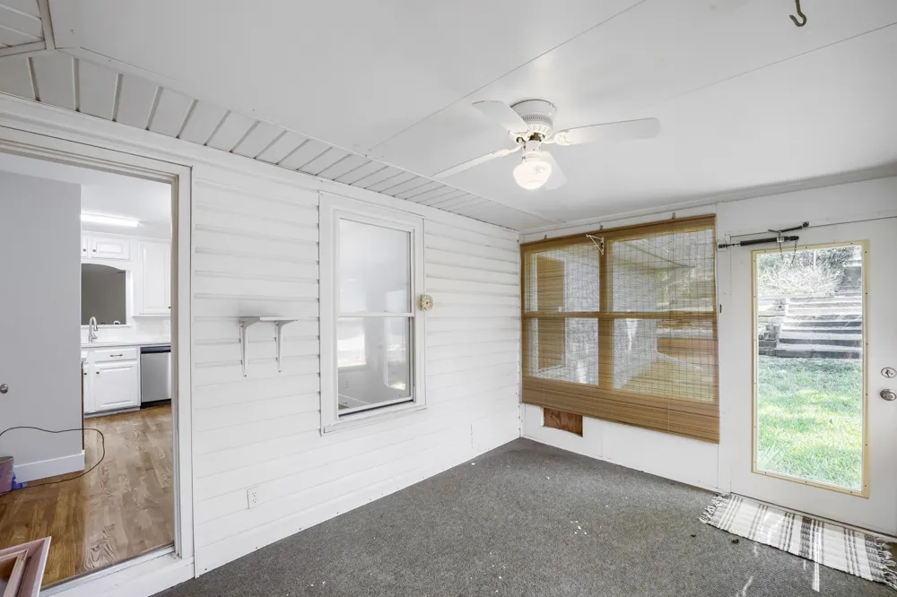 11016 Lippitt Avenue Dallas, TX 75218