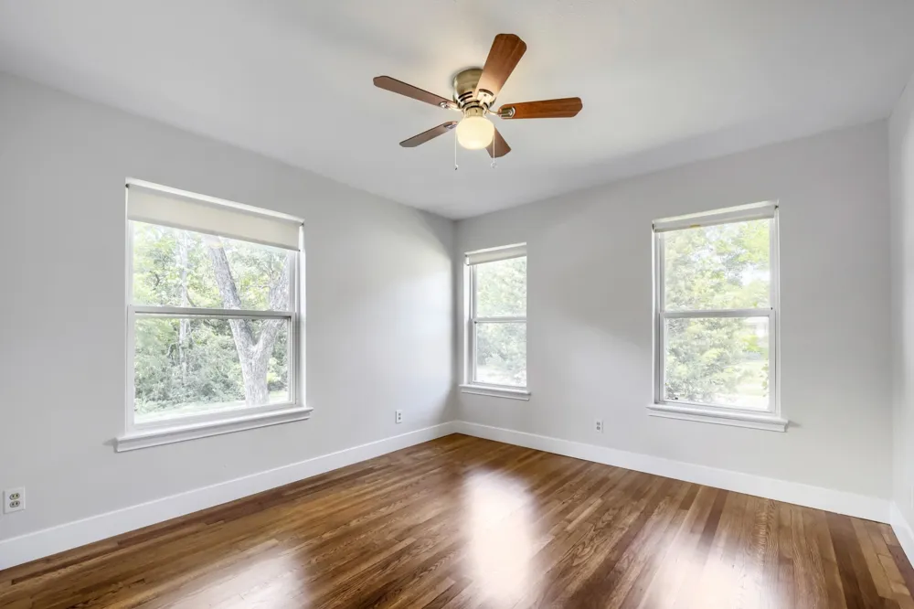 11016 Lippitt Avenue Dallas, TX 75218