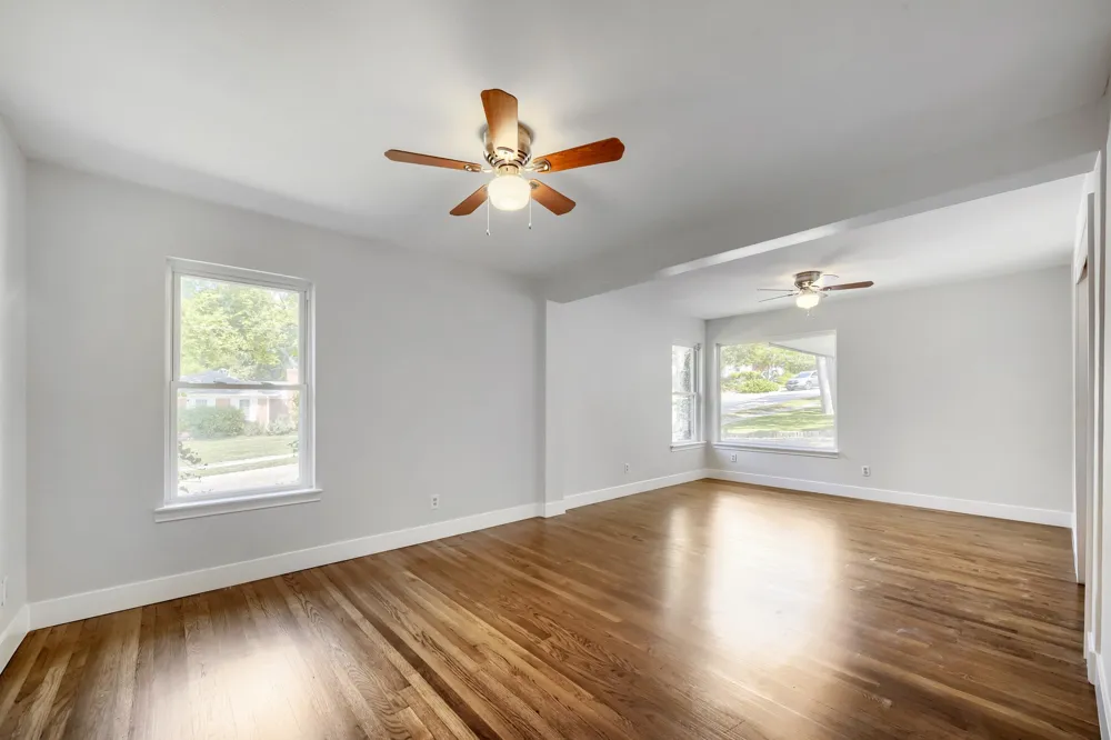 11016 Lippitt Avenue Dallas, TX 75218