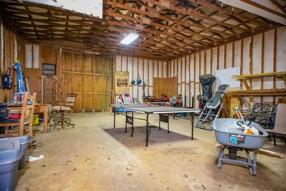 169 Cheyenne Street Zavalla, TX 75980