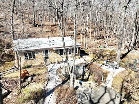 31 Hemlock Hill Lane