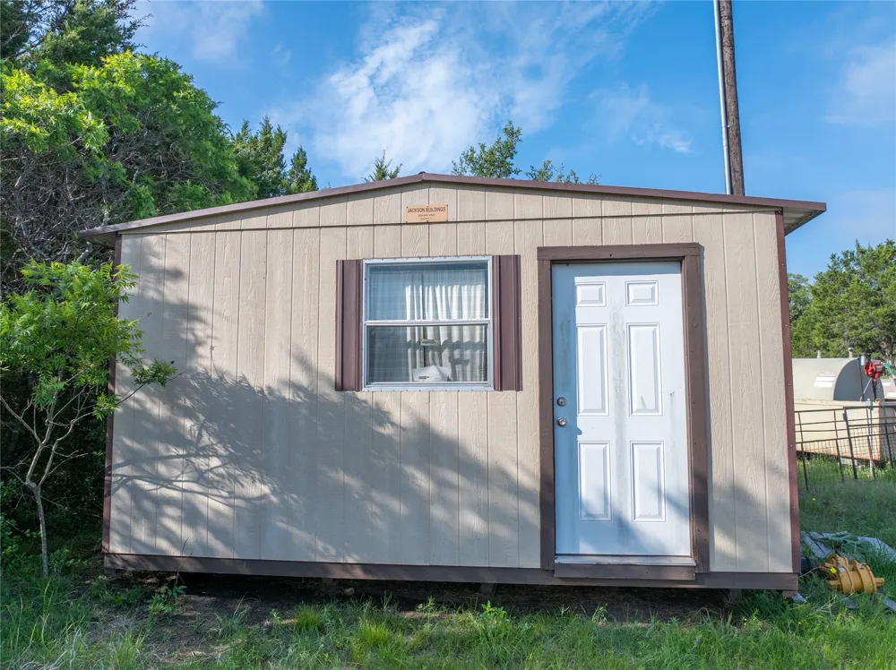 CR103 Burnet, TX 76550