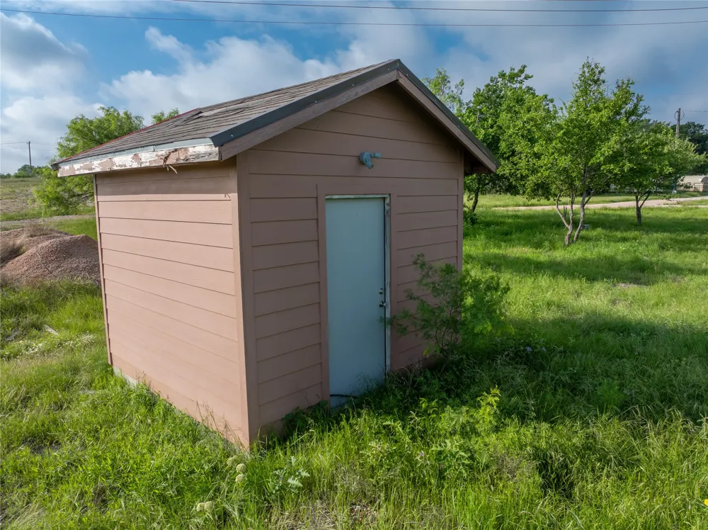 CR103 Burnet, TX 76550