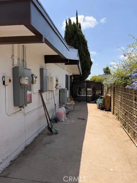 1407 W Colonial Anaheim, CA 92802