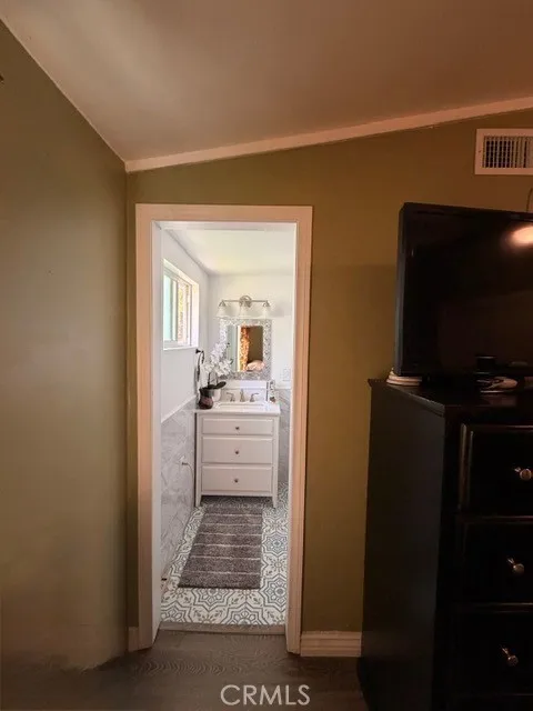 1407 W Colonial Anaheim, CA 92802