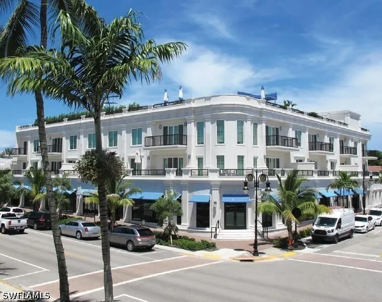 Grand Cypress Drive #102 Naples, FL 34119