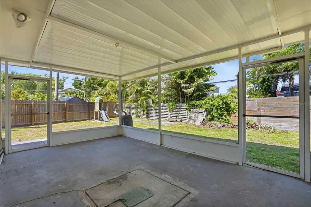 1349 VIEWTOP DRIVE Clearwater, FL 33764
