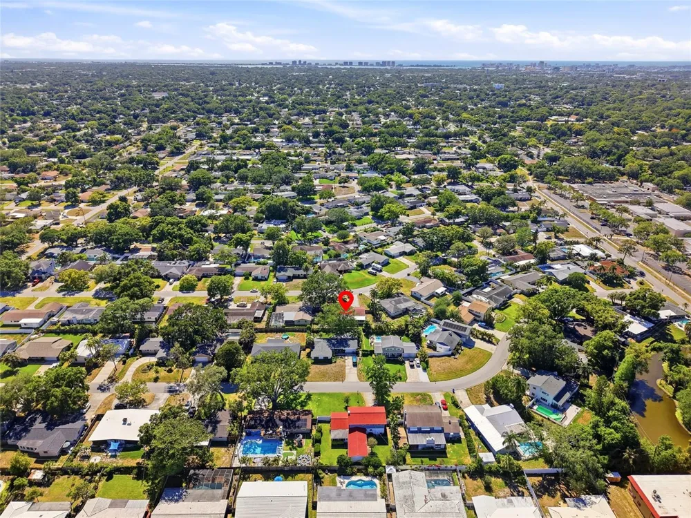 1349 VIEWTOP DRIVE Clearwater, FL 33764