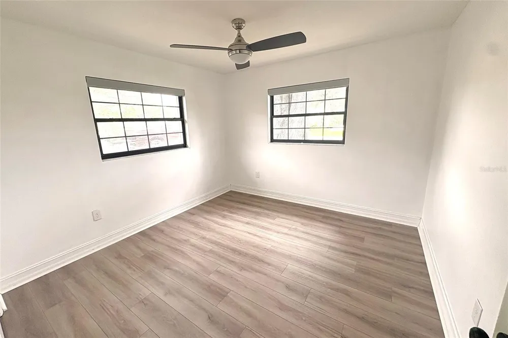 1349 VIEWTOP DRIVE Clearwater, FL 33764