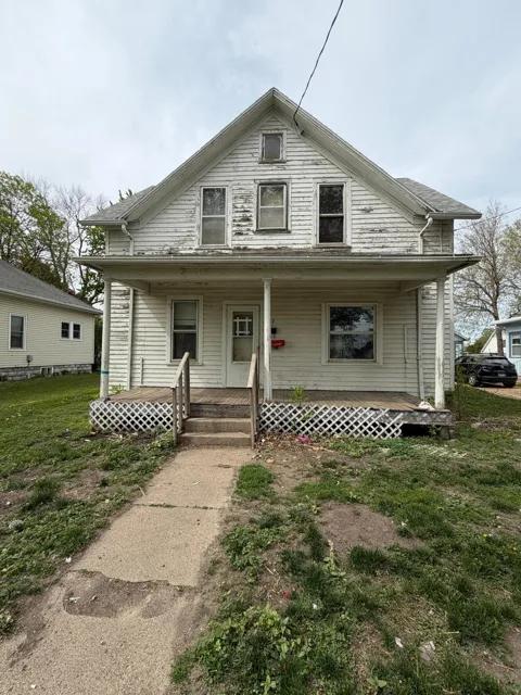 413 Budd Street