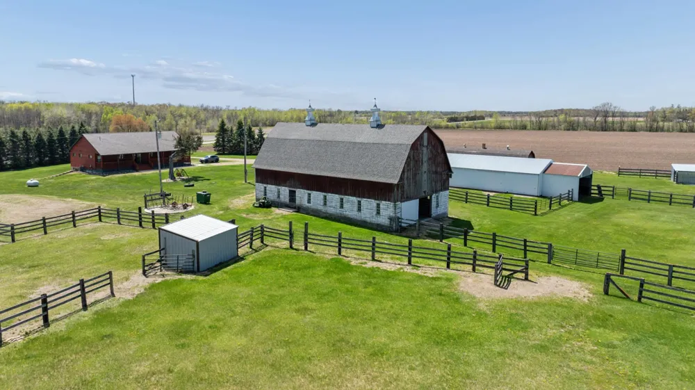 17991 Glendorado Road Princeton, MN 55371