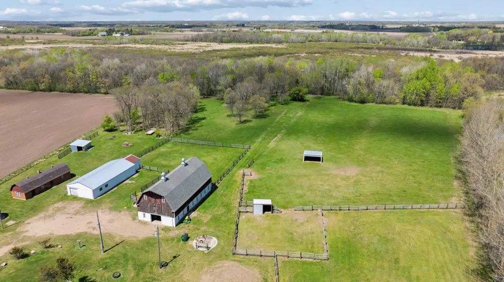 17991 Glendorado Road Princeton, MN 55371