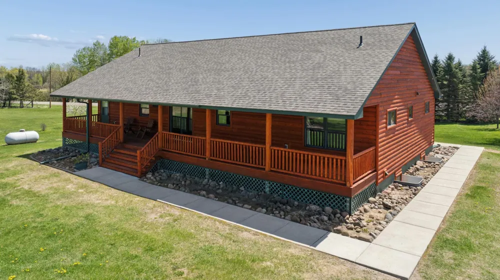 17991 Glendorado Road Princeton, MN 55371