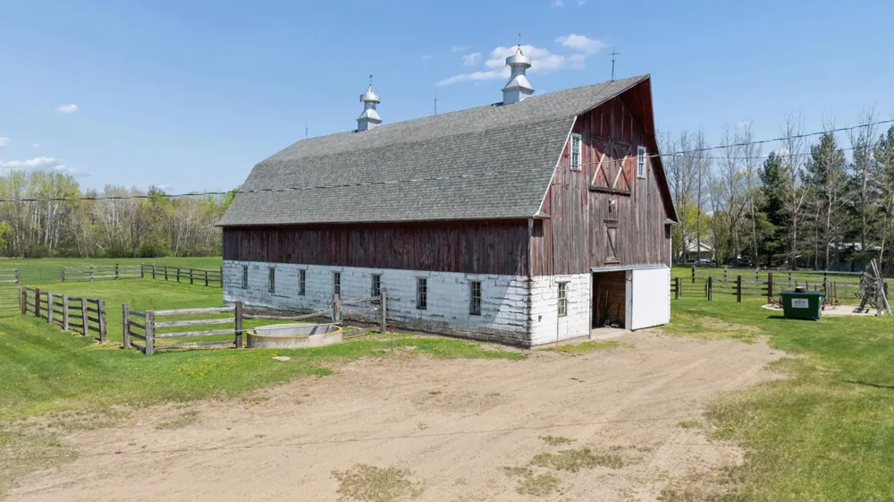 17991 Glendorado Road Princeton, MN 55371