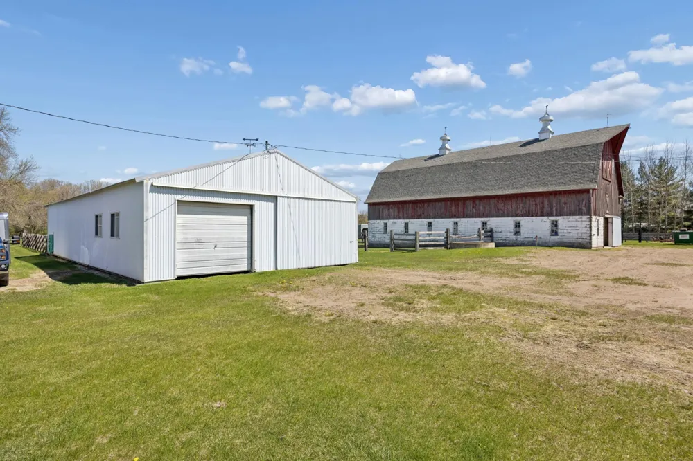 17991 Glendorado Road Princeton, MN 55371
