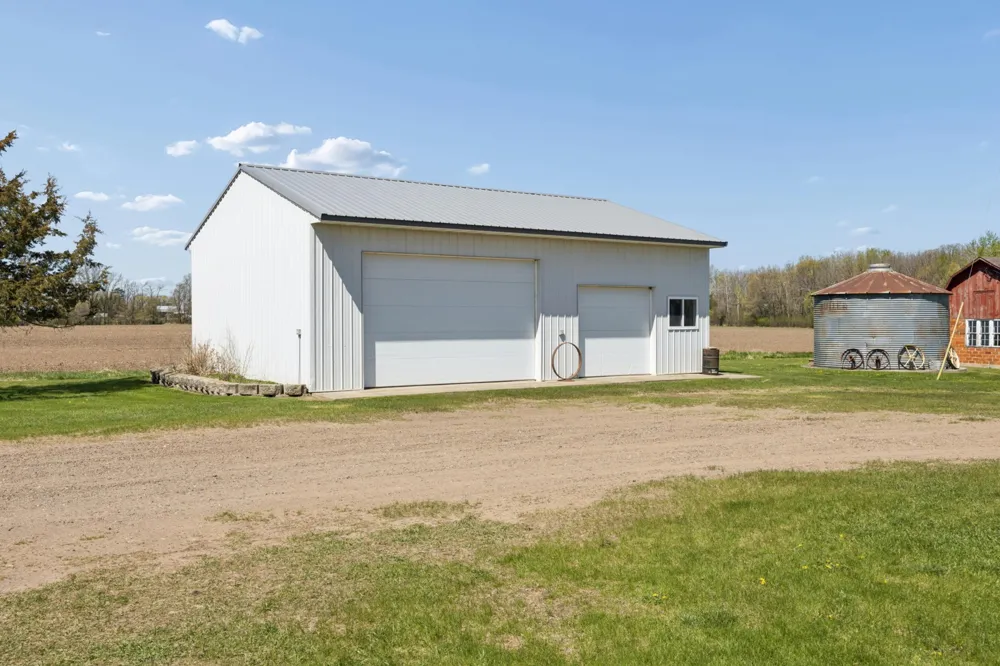 17991 Glendorado Road Princeton, MN 55371