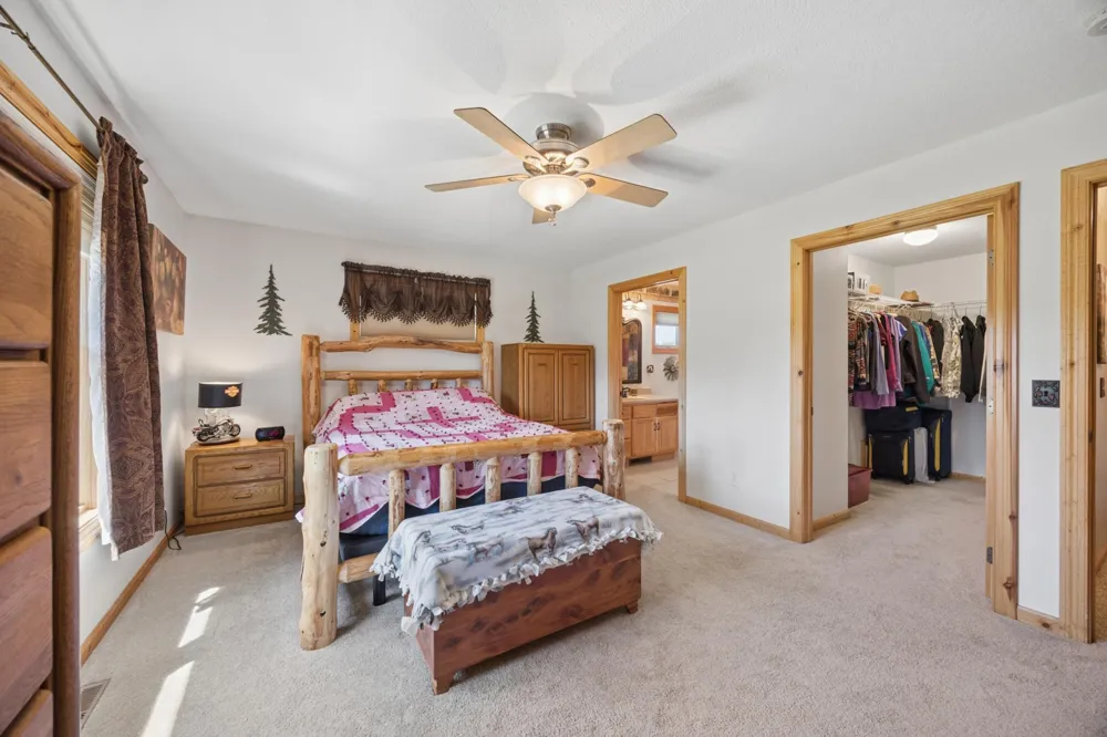 17991 Glendorado Road Princeton, MN 55371
