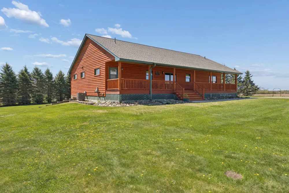 17991 Glendorado Road Princeton, MN 55371