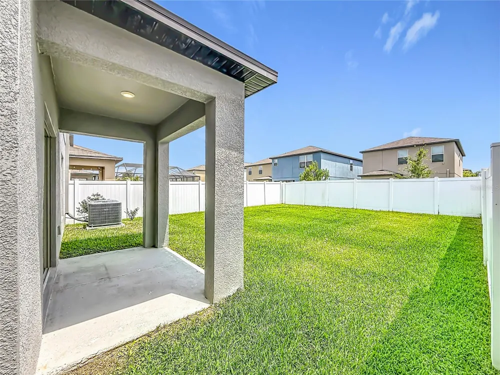 7405 EVENING PRIMROSE COURT Tampa, FL 33619
