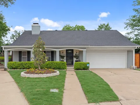 1109 Hadrian Court