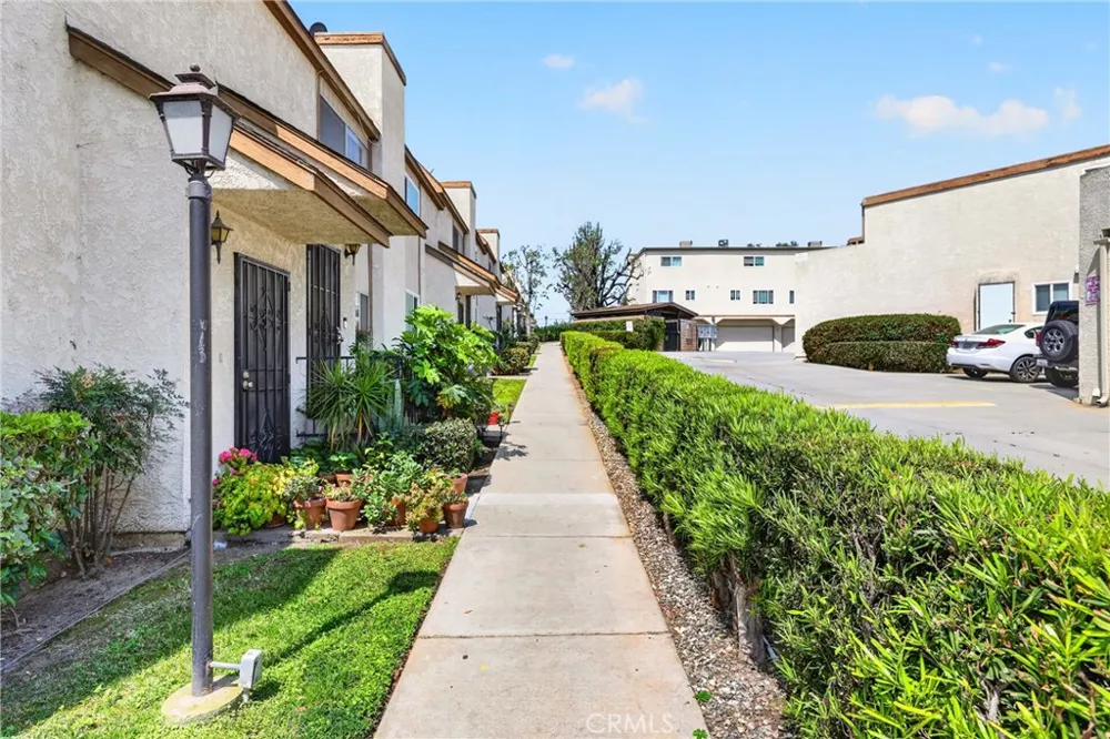 11915 Inez #12 Whittier, CA 90605