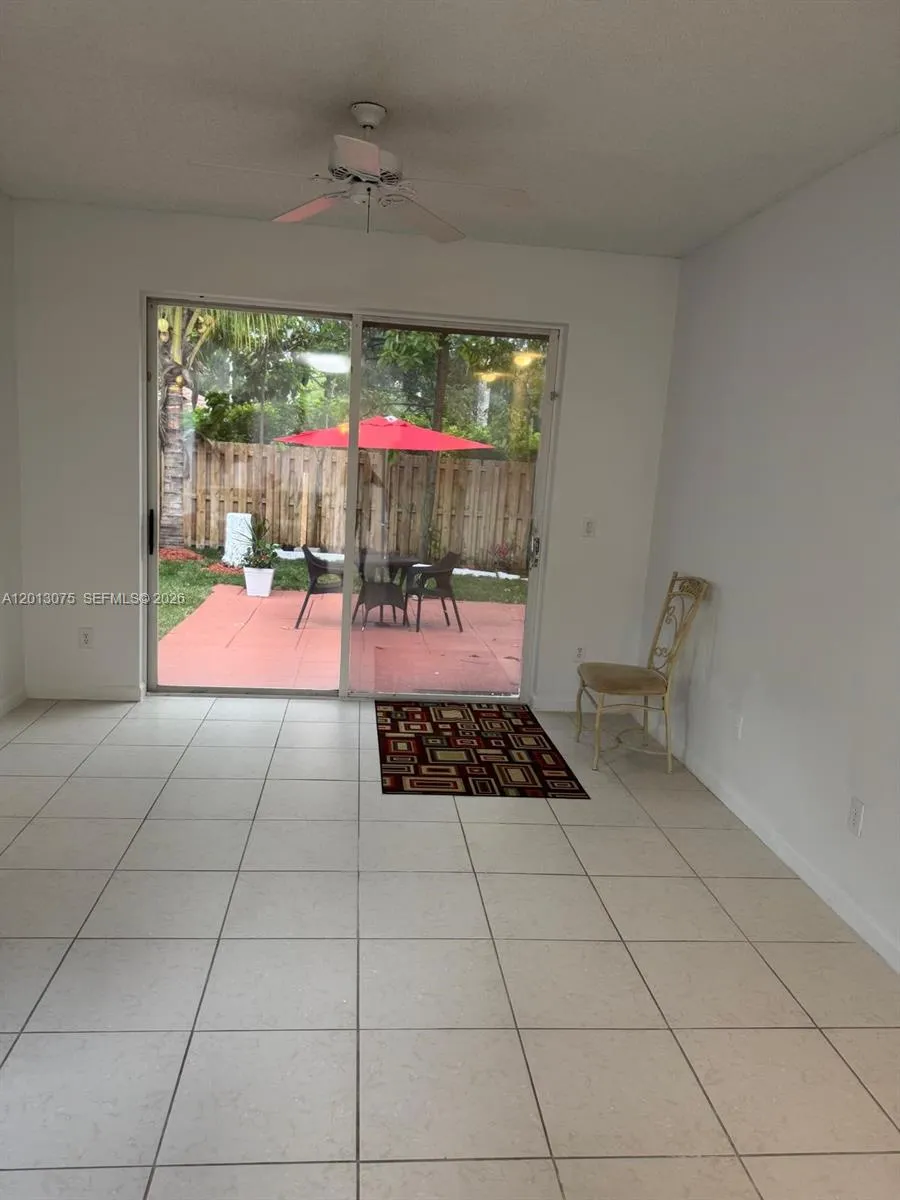 17110 NW 10th St Pembroke Pines, FL 33028