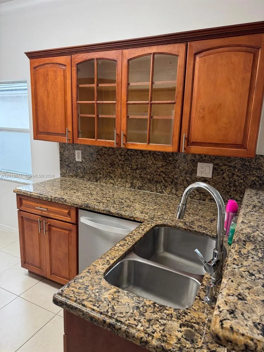 17110 NW 10th St Pembroke Pines, FL 33028