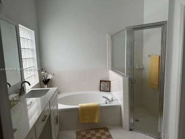 17110 NW 10th St Pembroke Pines, FL 33028
