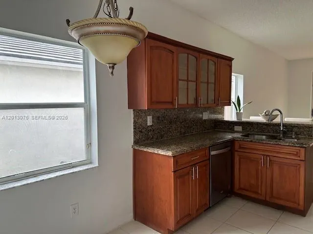 17110 NW 10th St Pembroke Pines, FL 33028