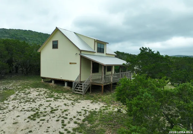 693 Brushy Creek Ranch Rd Sabinal, TX 78881