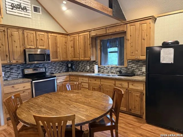 693 Brushy Creek Ranch Rd Sabinal, TX 78881