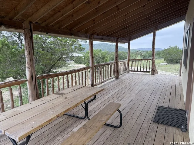 693 Brushy Creek Ranch Rd Sabinal, TX 78881