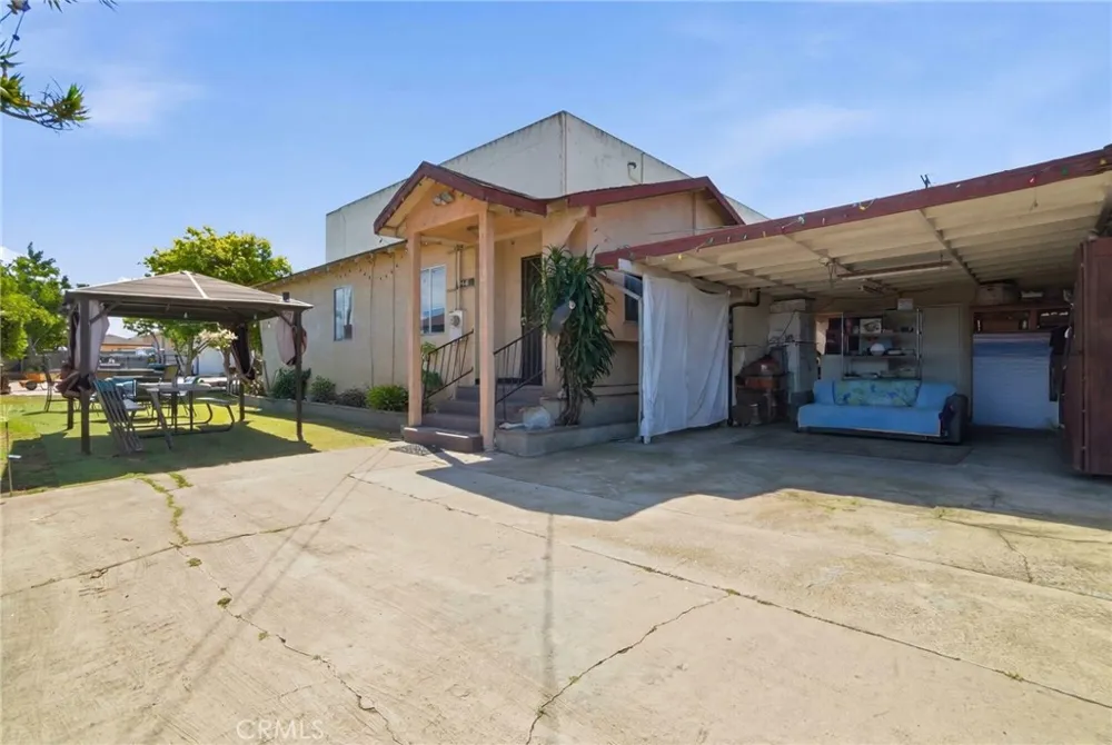 958 W 222nd Torrance, CA 90502