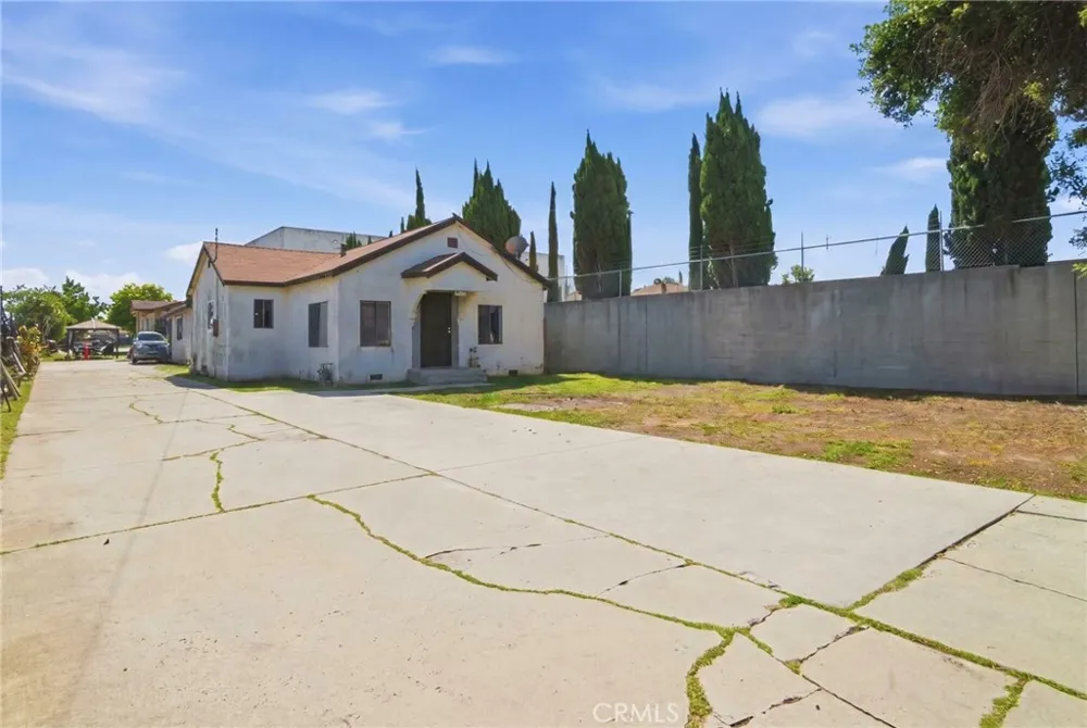 958 W 222nd Torrance, CA 90502