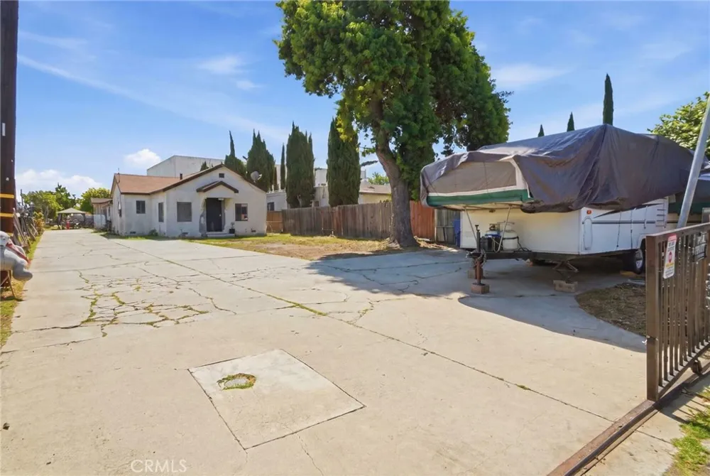 958 W 222nd Torrance, CA 90502
