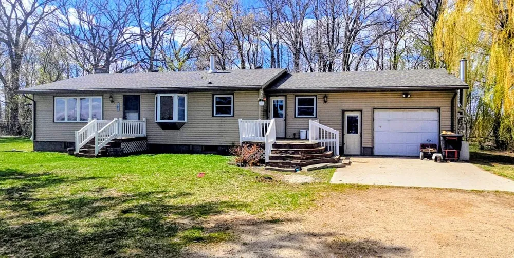 33293 115th Avenue Eagle Bend, MN 56446