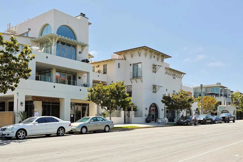 1220 1st Street #303 Coronado, CA 92118