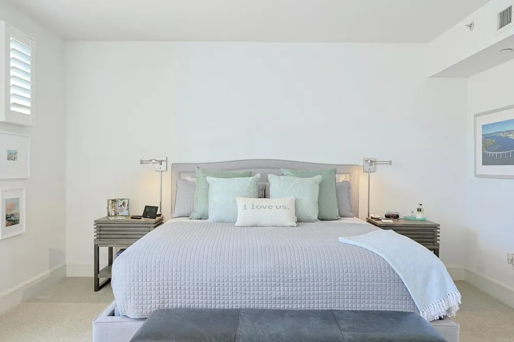 1220 1st Street #303 Coronado, CA 92118