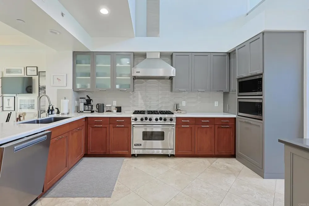 1220 1st Street #303 Coronado, CA 92118