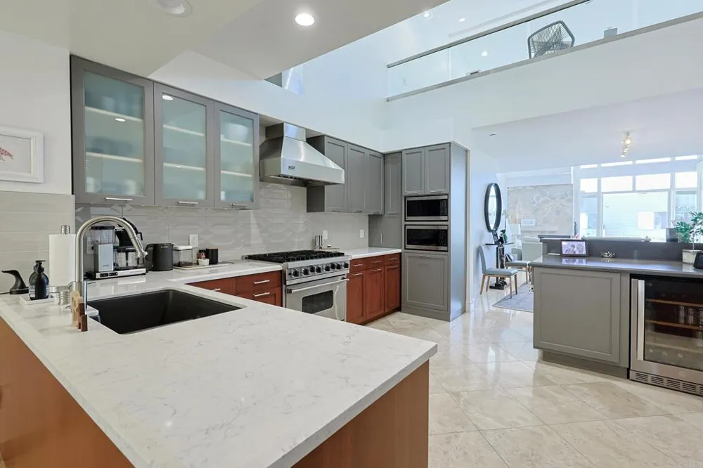 1220 1st Street #303 Coronado, CA 92118