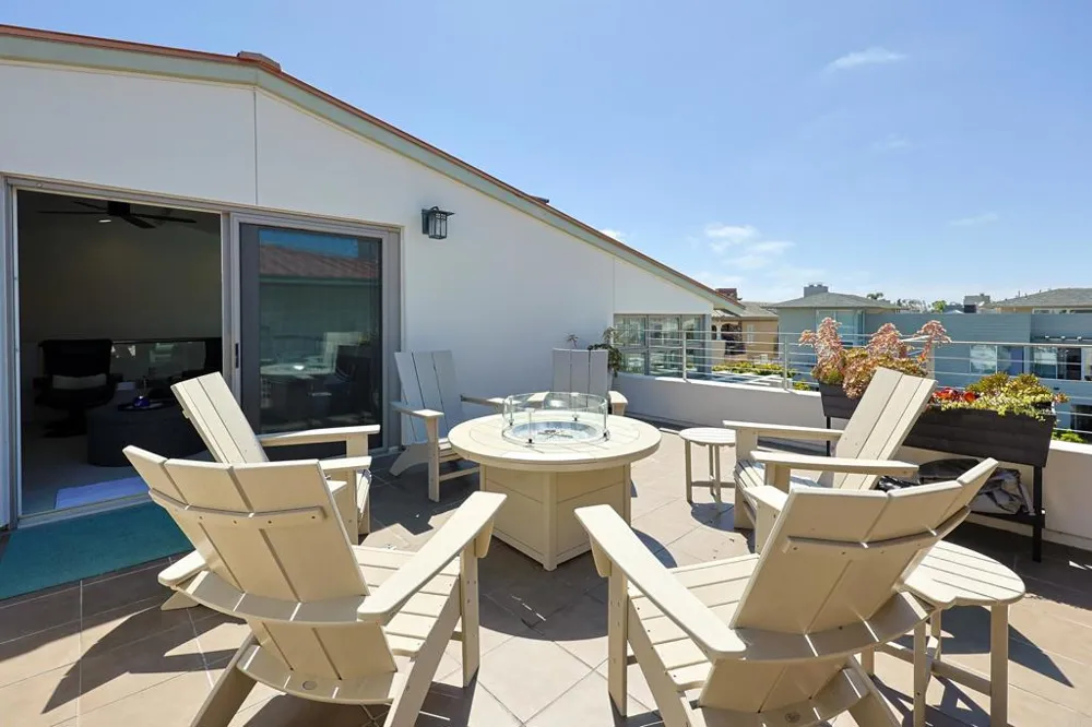 1220 1st Street #303 Coronado, CA 92118